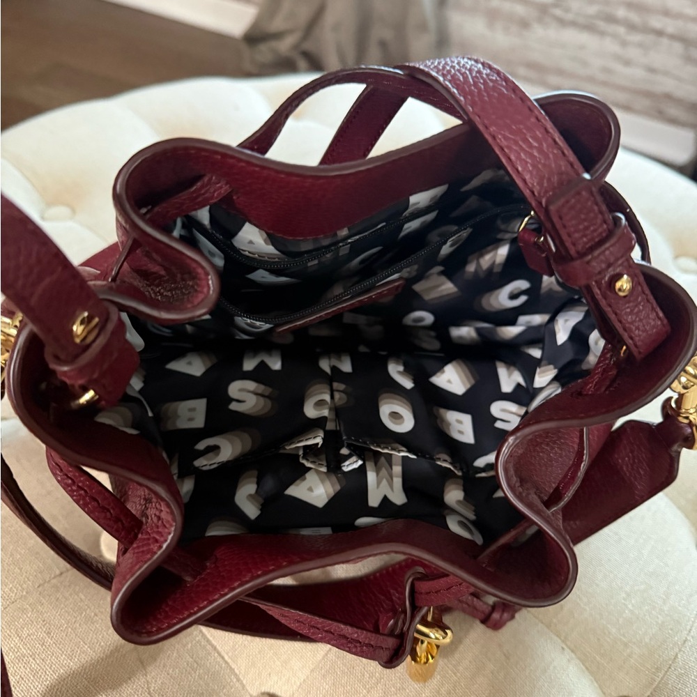 Marc Jacobs Deep Red Leather Shoulder Bag - Picture 3 of 3